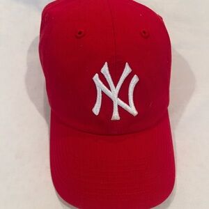 ‘47 New York Yankees Baseball Cap with White Logo